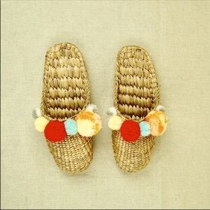 Handmade Pom Pom Straw Mule. 1 pair